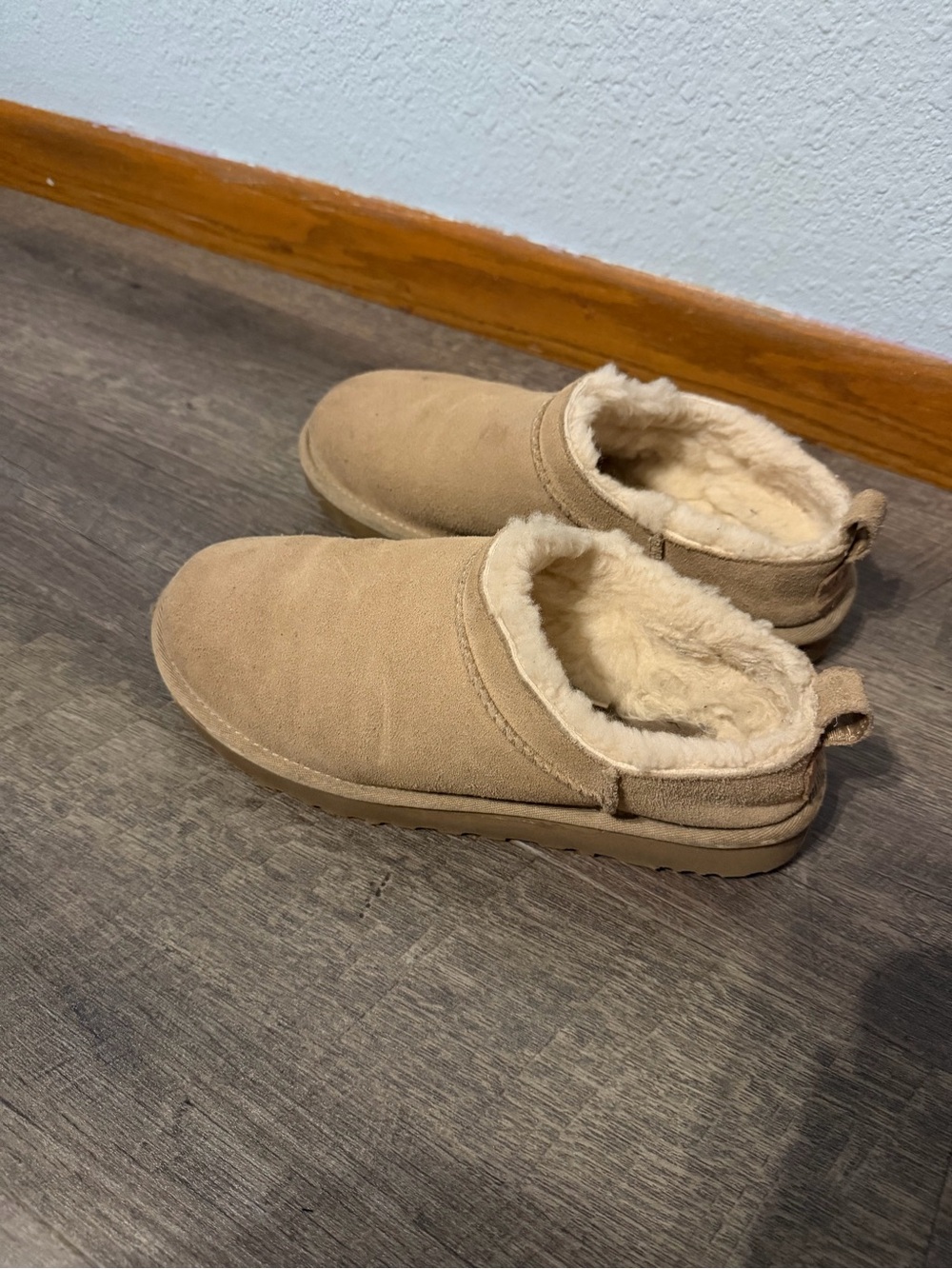 Ugg womens classic micro sand